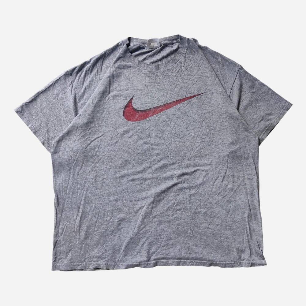 Vintage 90s Gray Nike Lightweight T-shirt with red swoosh